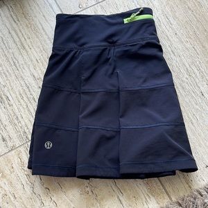 Lululemon pace rival skirt